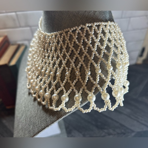 Vintage Faux Pearl Extra Wide Collar Bib Necklace - Picture 8 of 14